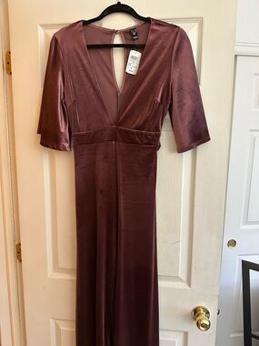Windsor Mauve Velvet V-Neck Jumpsuit beautiful soft jumpsuit